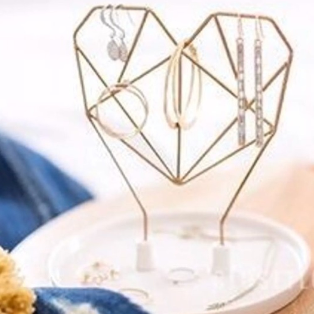 Brand new jewelry holder